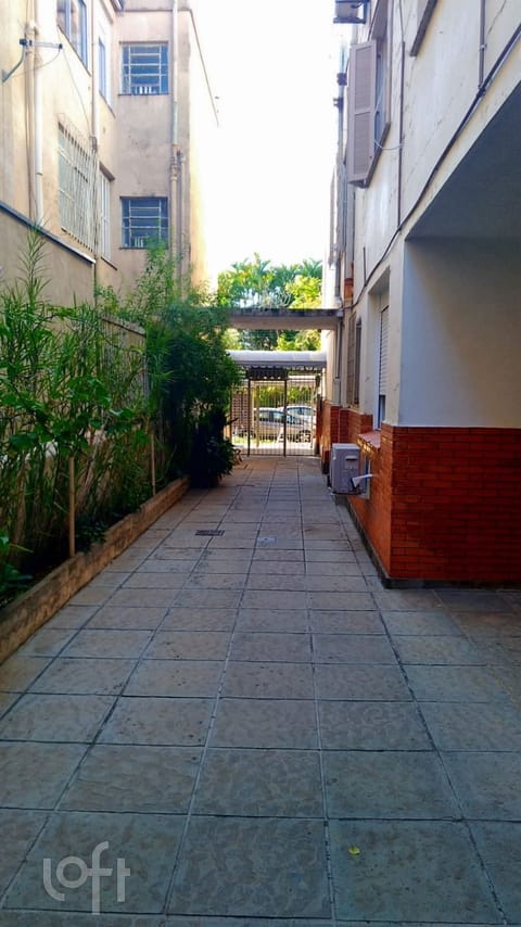 Image 3 - 252399
